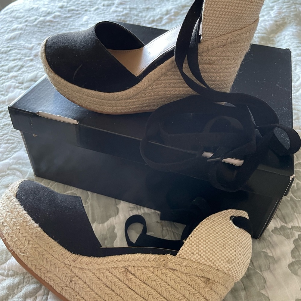TORRID~ espadrilles wedges with ankle straps, SIZE 8.5